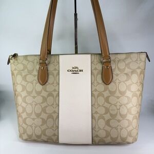 AUTHENTIC Coach Gallery Tote Signature Lt Khaki Chalk Saddle Top Zip Shoulder